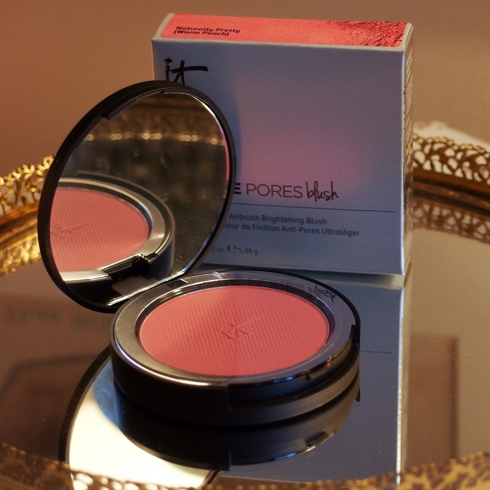 IT Cosmetics Bye Bye Pores Blush in 'Naturally Pretty'